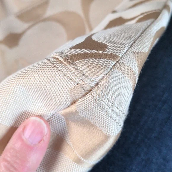 Coach Signature Canvas and Patent Leather Shoulder Bag K1394-29561E - Picture 10 of 15